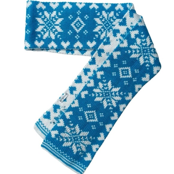 AÉROPOSTALE NWT Women’s Warm Knitted Turquoise & White Snowflake Pattern Scarf - Picture 1 of 7